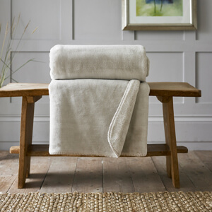 The Lyndon Company Windsor Beige Throw